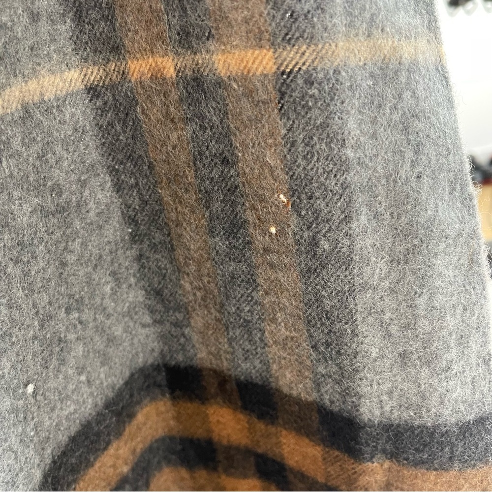 Burberry 100% Cashmere Grey Blue Plaid Nova Check Scotland Stripe Fringe Scarf - Picture 7 of 7